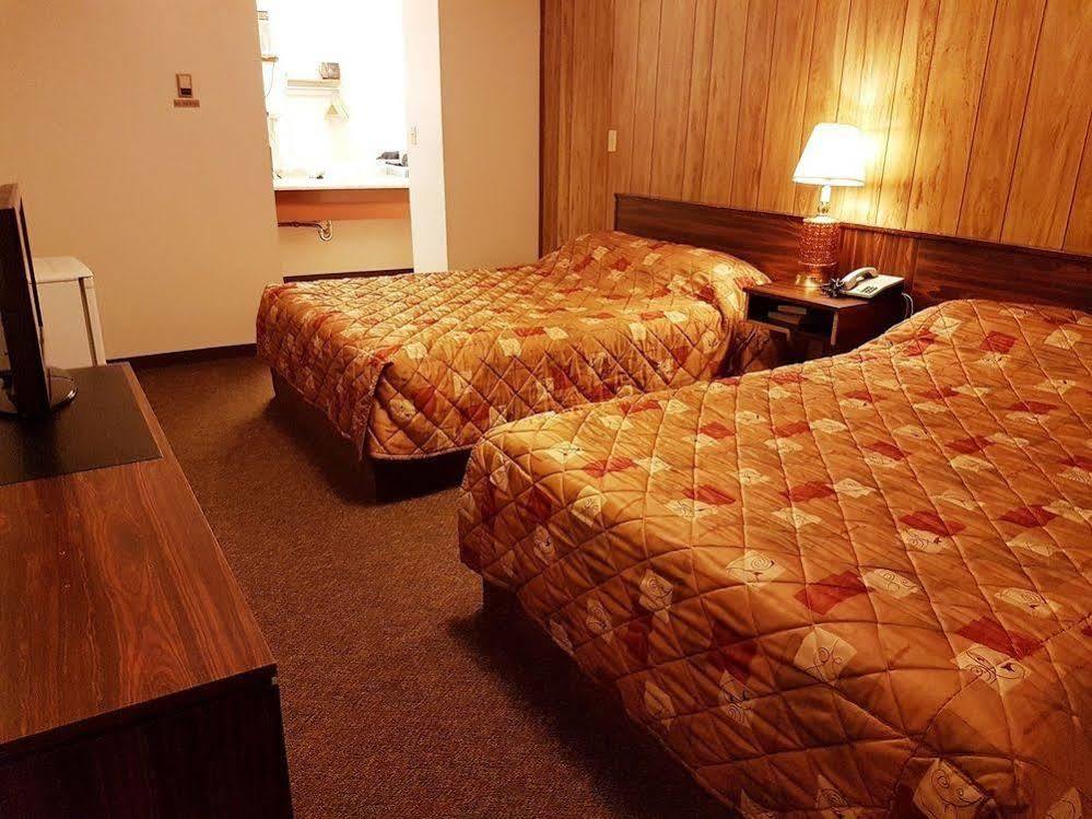 Elk Point Motel & Rv Park ภายนอก รูปภาพ